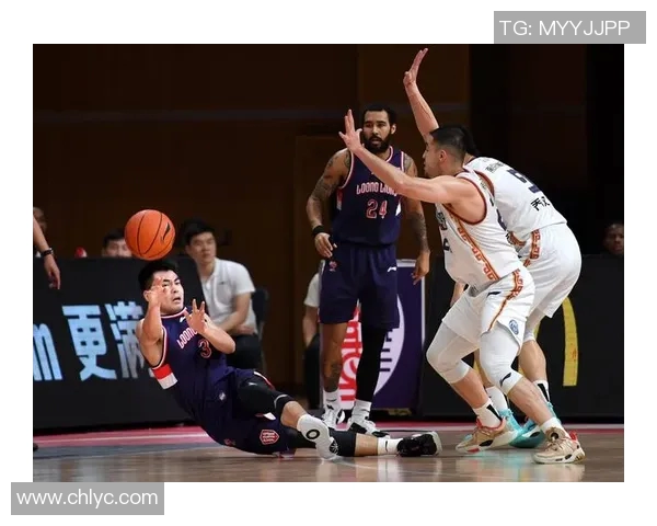 南京篮球队反击战术分析及其在比赛中的得失总结